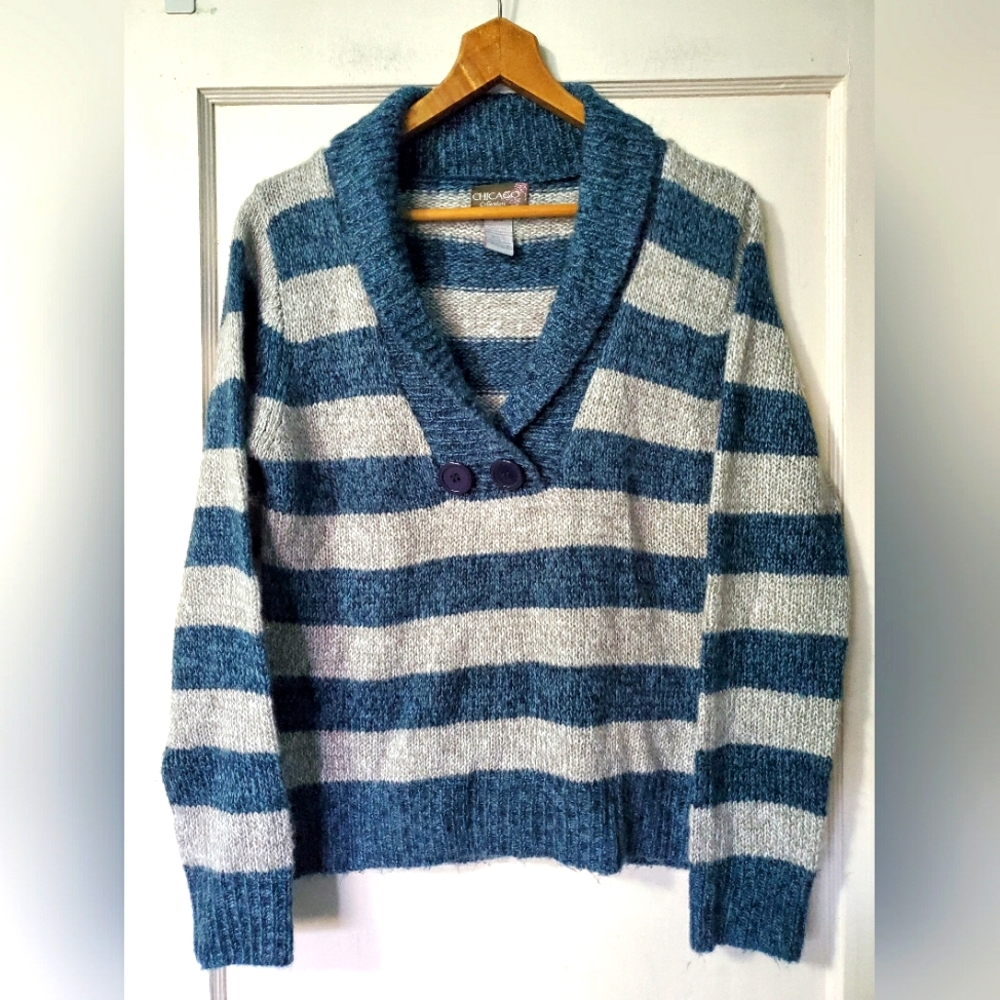 Chic Y2K Vintage Striped Sweater💙🤍